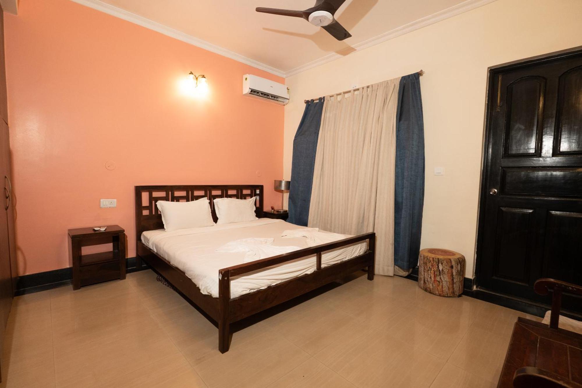 Villa M - Lagoon 4 Calangute 3Bhk Pool Facing, Breakfast Included Олд Гоа Екстериор снимка