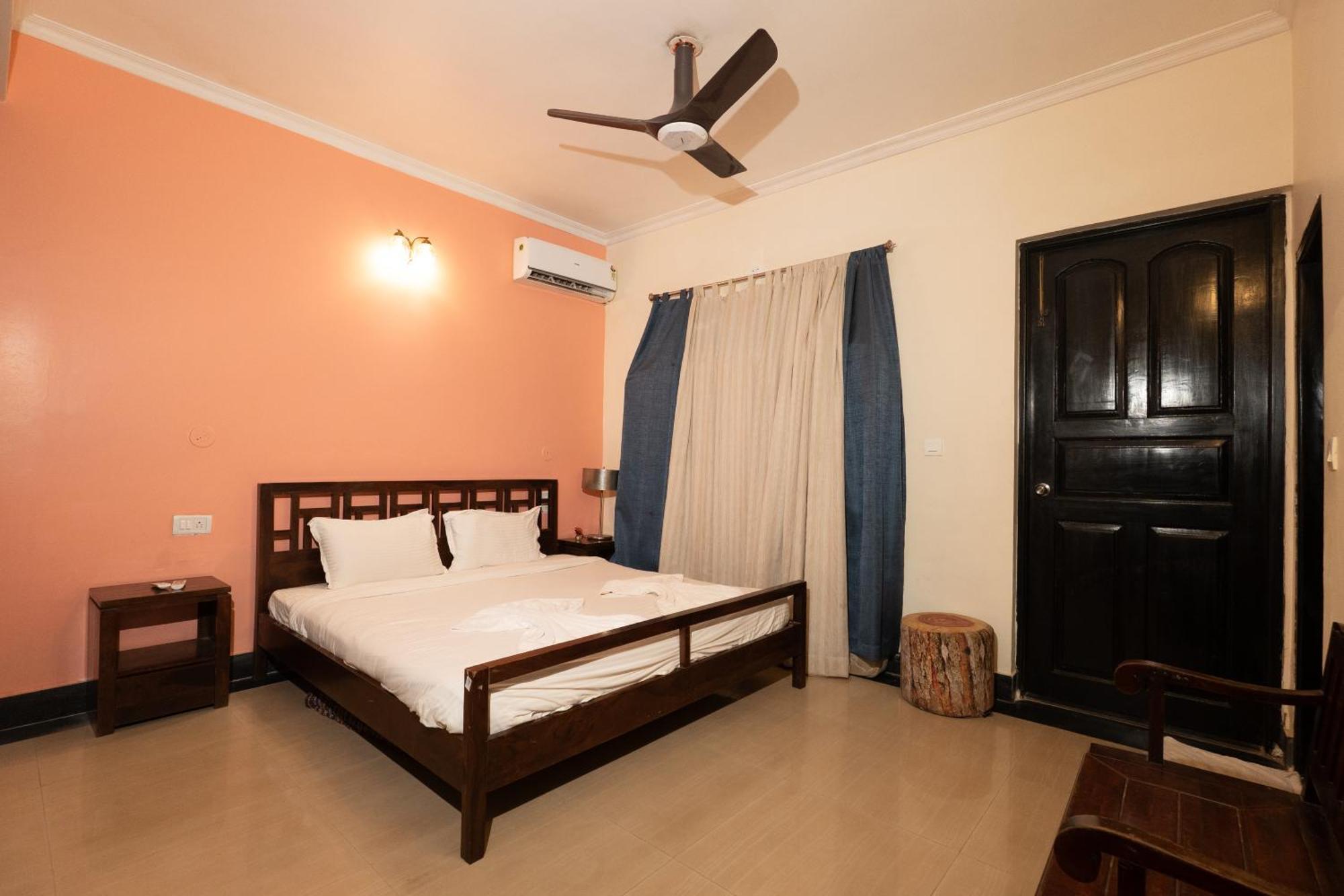 Villa M - Lagoon 4 Calangute 3Bhk Pool Facing, Breakfast Included Олд Гоа Екстериор снимка